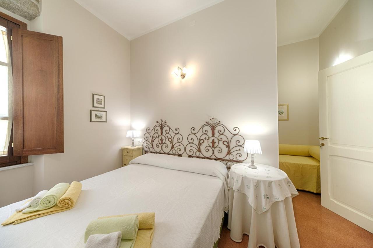 B&B A Casa Di Teresa オルビア エクステリア 写真