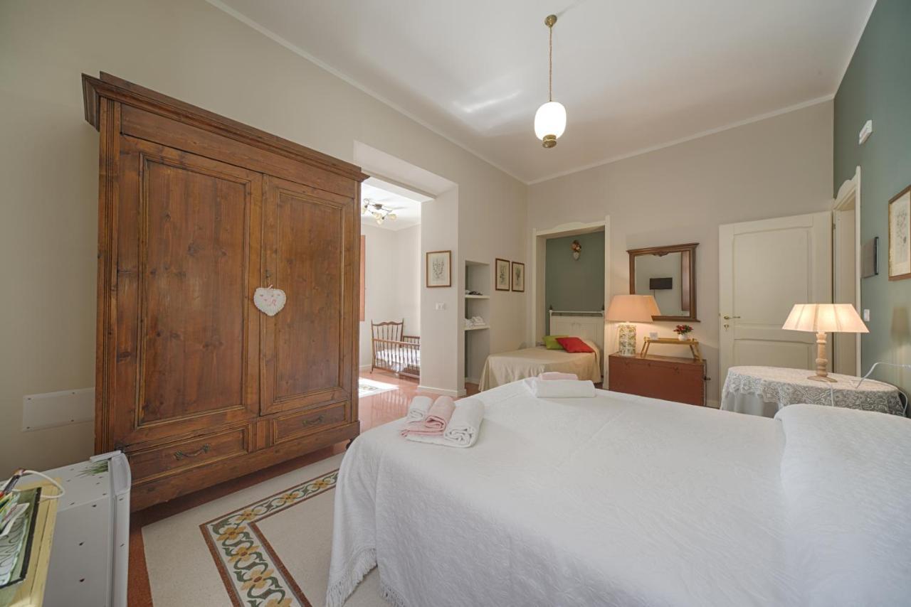 B&B A Casa Di Teresa オルビア エクステリア 写真